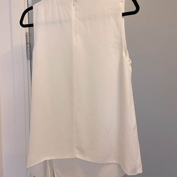 Aritzia Babaton sleeveless tank - Picture 4 of 4